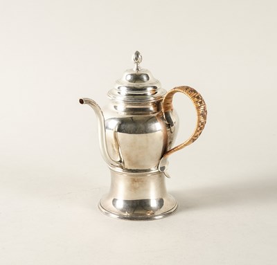 Lot 250 - A SILVER GRAVY ARGYLE