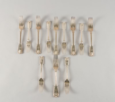 Lot 264 - A GROUP OF VICTORIAN SILVER DOUBLE STRUCK, FIDDLE, THREAD AND SHELL PATTERN TABLE FLATWARE (12)