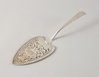 Lot 288 - A EUROPEAN SERVING SLICE