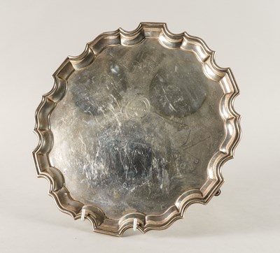 Lot 310 - A SILVER SALVER