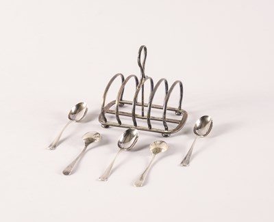 Lot 315 - A SILVER TOASTRACK AND FIVE SILVER COFFEE SPOONS (6)