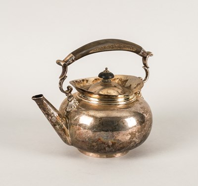 Lot 340 - A SILVER TEAPOT
