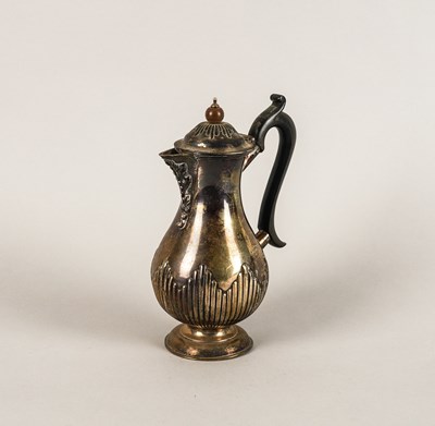 Lot 342 - A LATE VICTORIAN SILVER HOT WATER JUG