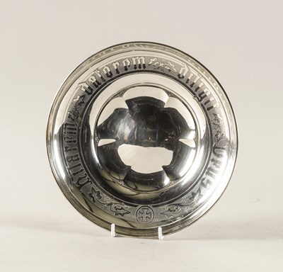 Lot 431 - A VICTORIAN SILVER CIRCULAR BOWL