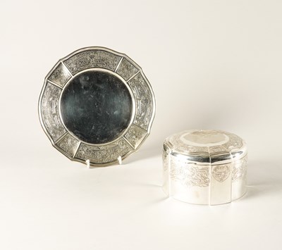Lot 434 - A BELGIAN HINGE LIDDED CIRCULAR BOX AND STAND (2)