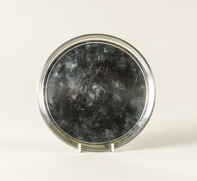 Lot 436 - A GEORGE III SILVER SALVER