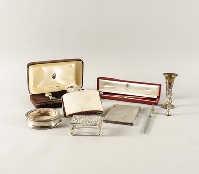 Lot 455 - A SILVER PAPER KNIFE AND EIGHT FURTHER ITEMS (9)