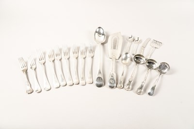 Lot 487 - A SILVER FISH SLICE AND A QUANTITY OF MOSTLY PLATED FLATWARE (QTY)