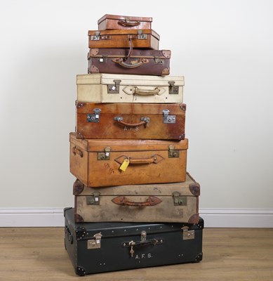 Lot 572 - EIGHT GRADUATING VINTAGE SUITCASES AND CASES (8)