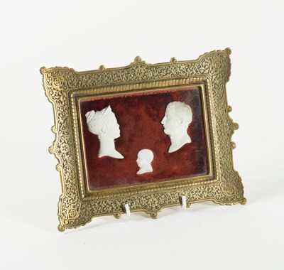 Lot 610 - A PLASTER SILHOUTETTE GROUP OF NAPOLEON, JOSEPHINE AND CHILD
