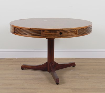 Lot 950 - PROBABLY ARCHIE SHINE FOR HEALS FURNITURE; A MID-20TH CENTURY ROSEWOOD CIRCULAR DINING TABLE