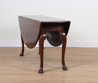 Lot 1016 - A MID 18TH CENTURY MAHOGANY DROP FLAP TABLE