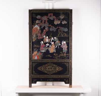 Lot 641 - A CHINESE RELIEF CARVED GILTWOOD AND LACQUERED PANEL