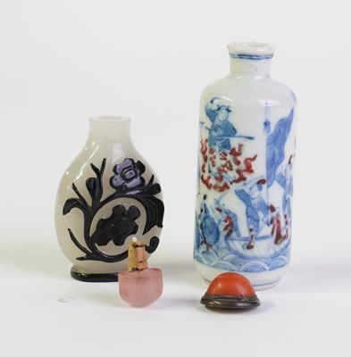 Lot 1276 - TWO CHINESE SNUFF BOTTLES