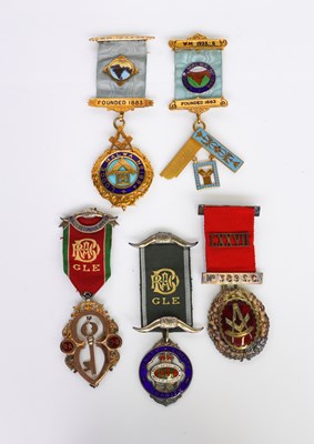 Lot 1426 - FIVE LODGE JEWELS (5)
