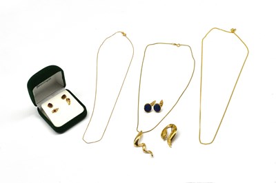 Lot 1811 - SEVEN ITEMS OF MOSTLY 9CT GOLD JEWELLERY (7)