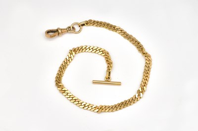 Lot 1865 - A GOLD FACETED CURB LINK WATCH CHAIN