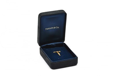 Lot 1917 - A TIFFANY & CO GOLD PENDANT CRUCIFIX