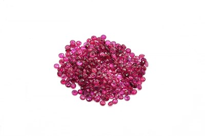 Lot 1936 - A QUANTITY OF LOOSE FACETED ROUND RUBIES 2MM